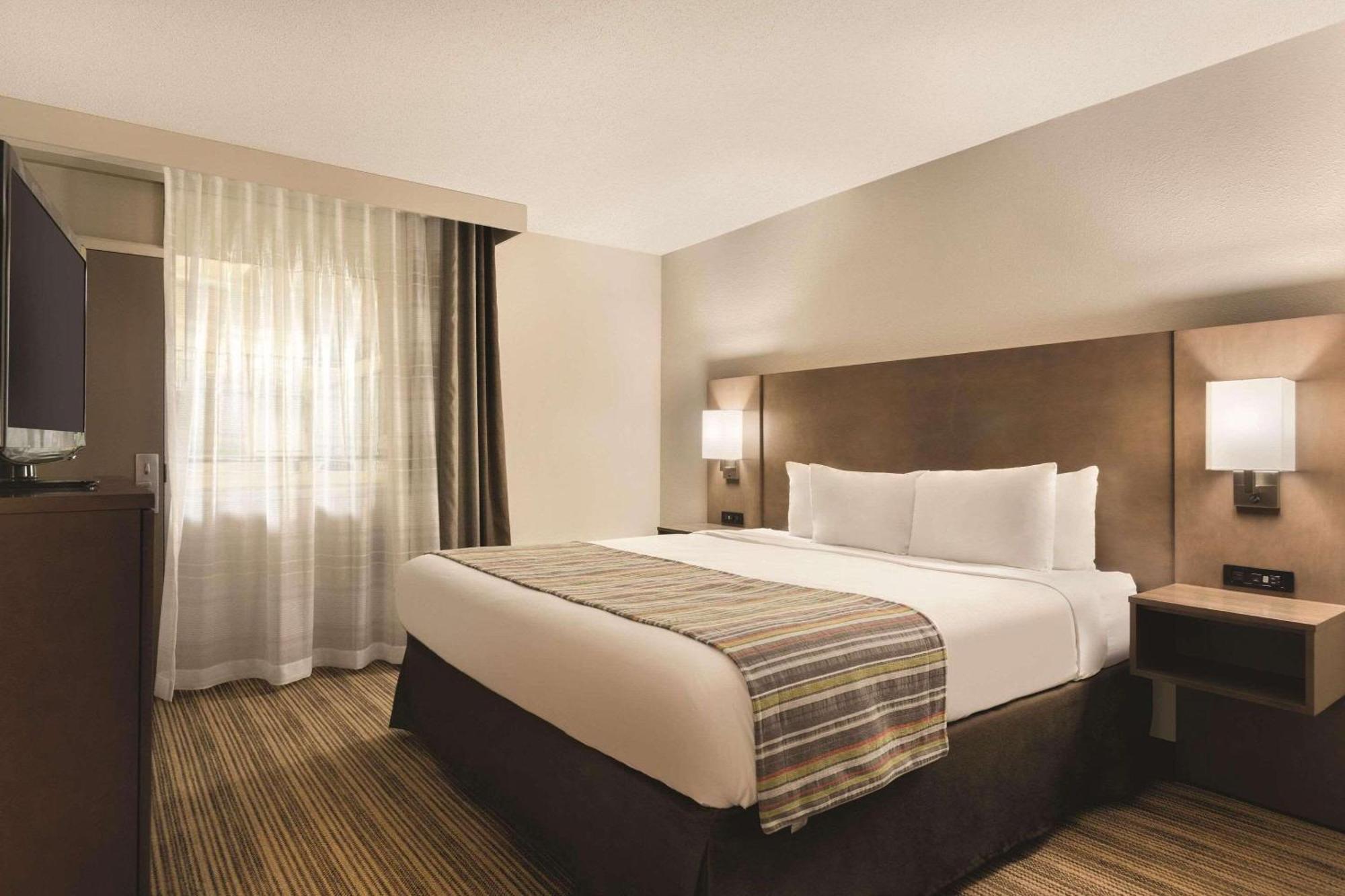 Country Inn & Suites By Radisson, Fergus Falls, Mn Dış mekan fotoğraf