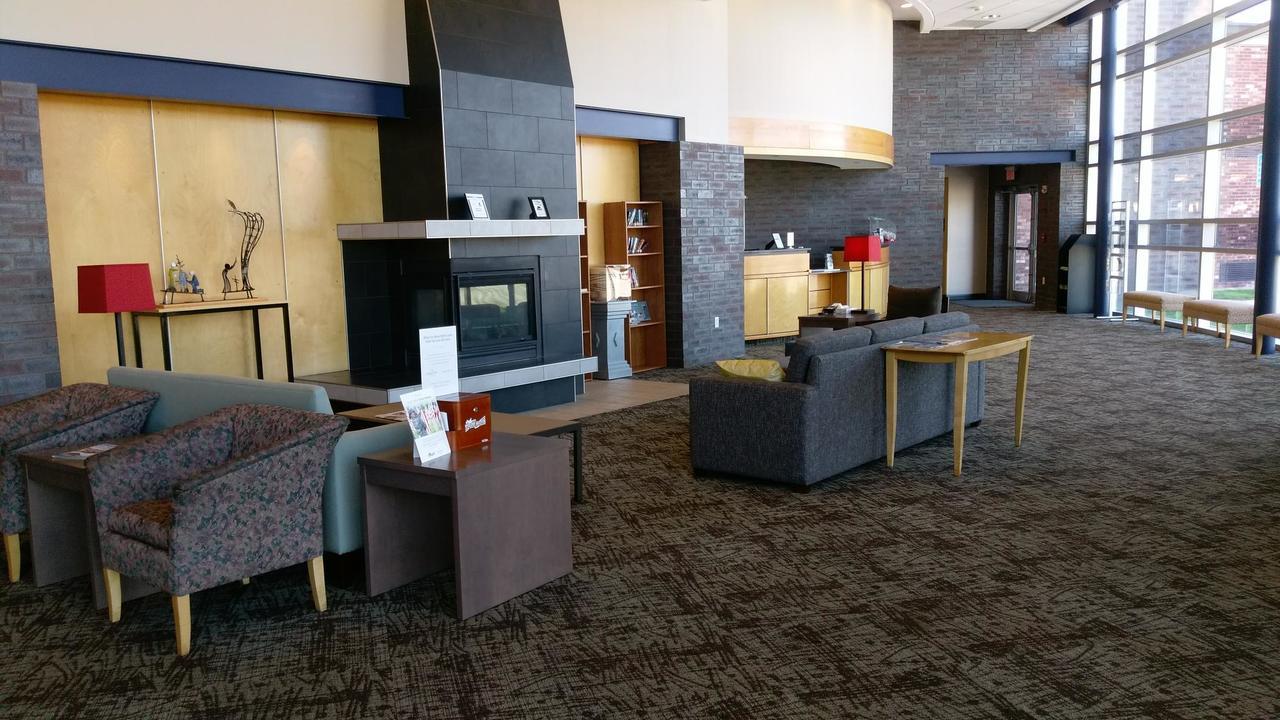 Country Inn & Suites By Radisson, Fergus Falls, Mn Dış mekan fotoğraf